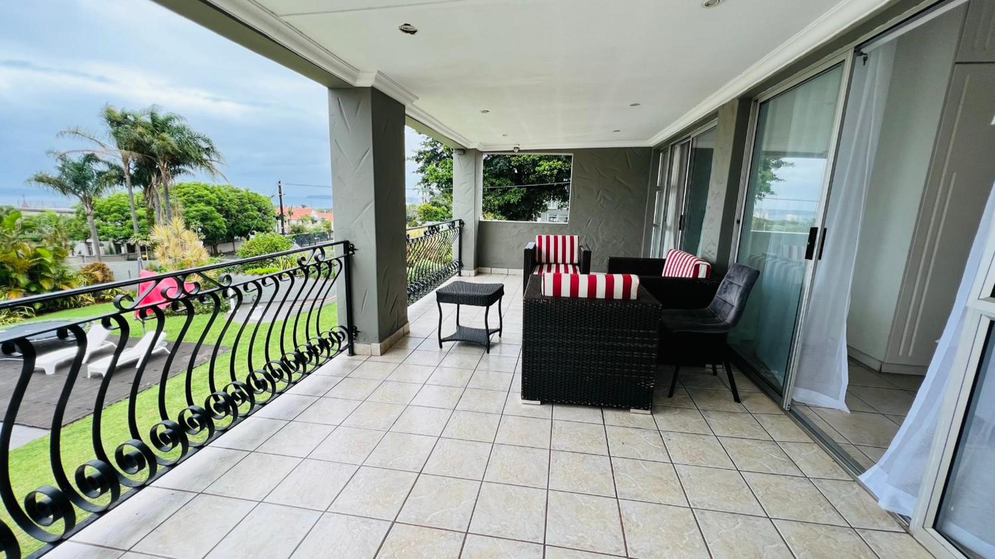Casablanca Guest House Дърбан Екстериор снимка